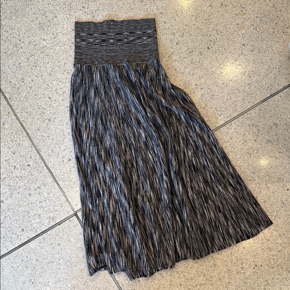 Joseph merino skirt midi black and gray
